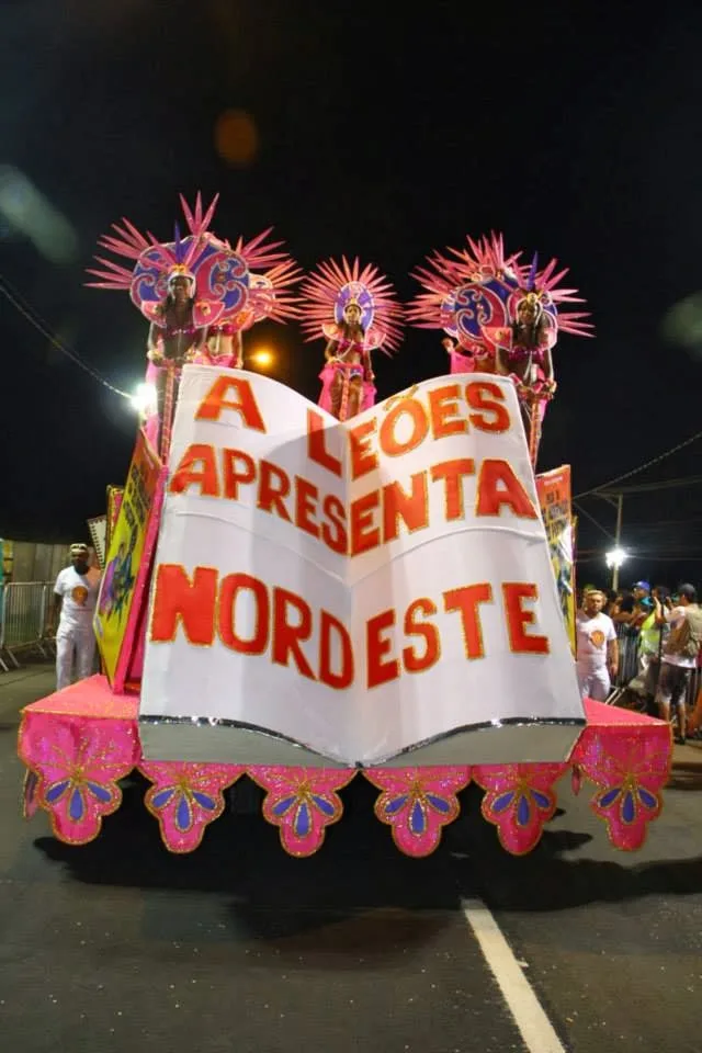   Porque a gente é Leões desde criancinha!