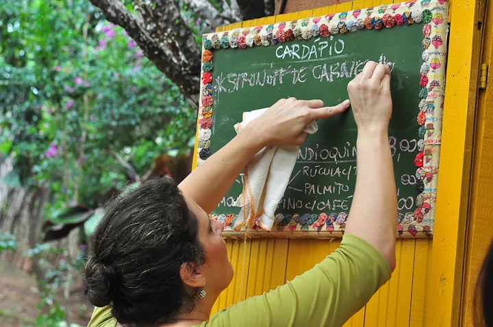 Escuta o Cheiro de Março