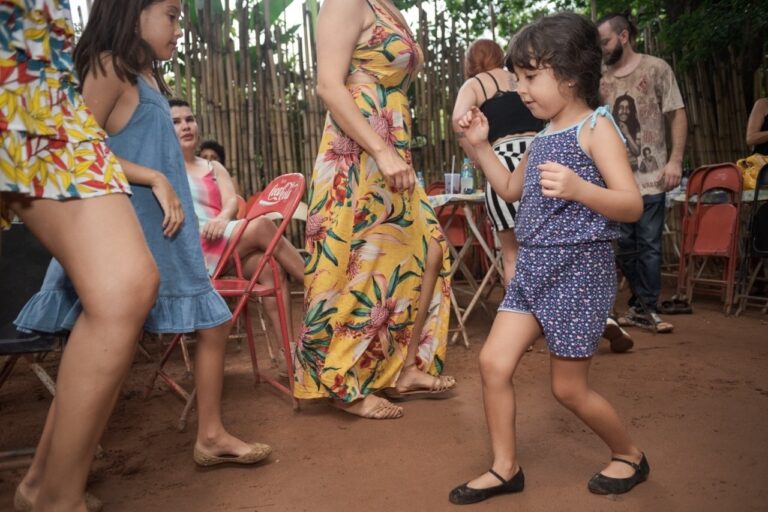 Realização cultural no Escuta o Cheiro
